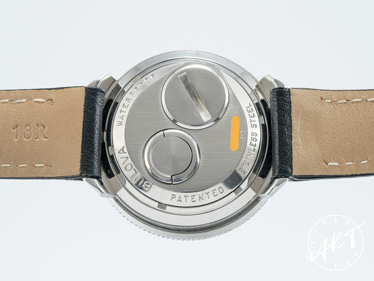 Vintage 1969 Accutron Astronaut Day/Night Black & Silver Bezel Tuning Fork Watch