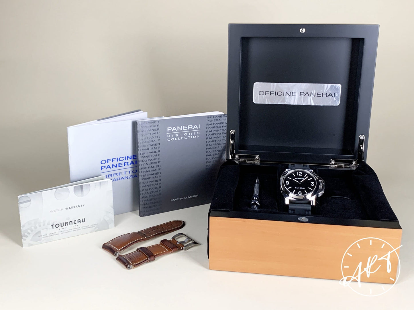 Panerai PAM 112 Luminor Base G Serial Black Dial SS Diver Watch PAM00112 w/ Box