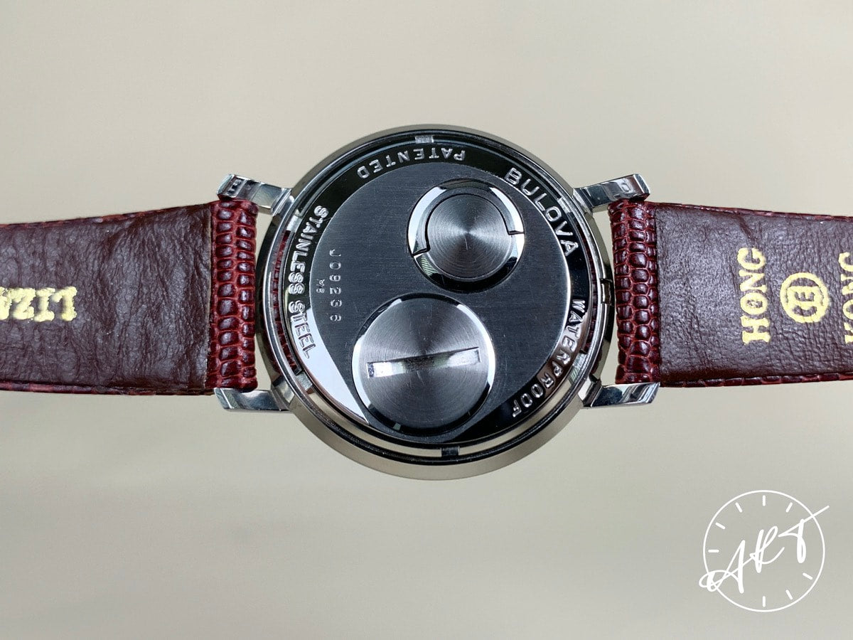 NOS 1966 Accutron Hidden Spaceview Champagne Dial Tuning Fork Watch