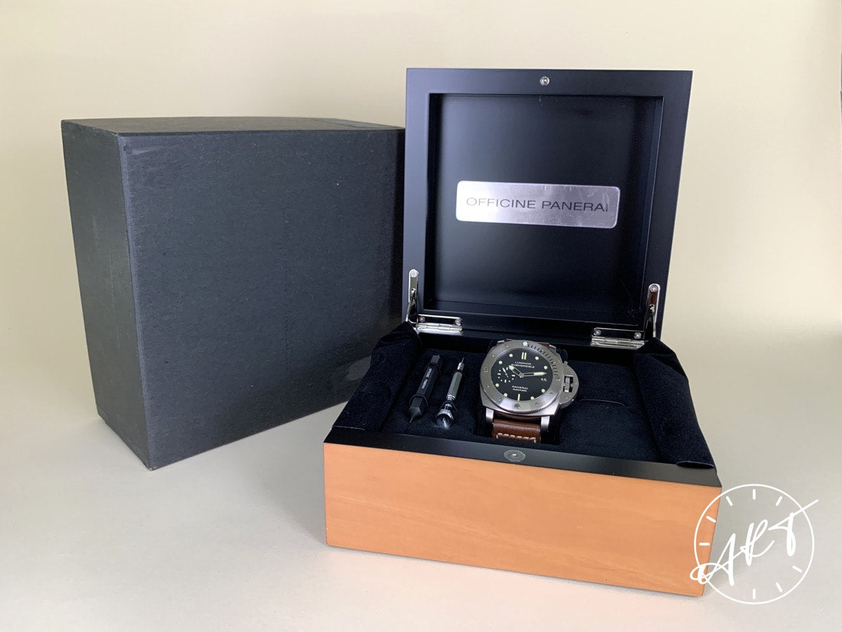 Panerai PAM 305 Luminor Submersible 1950 3 Days Titanium Watch PAM00305 w/Box