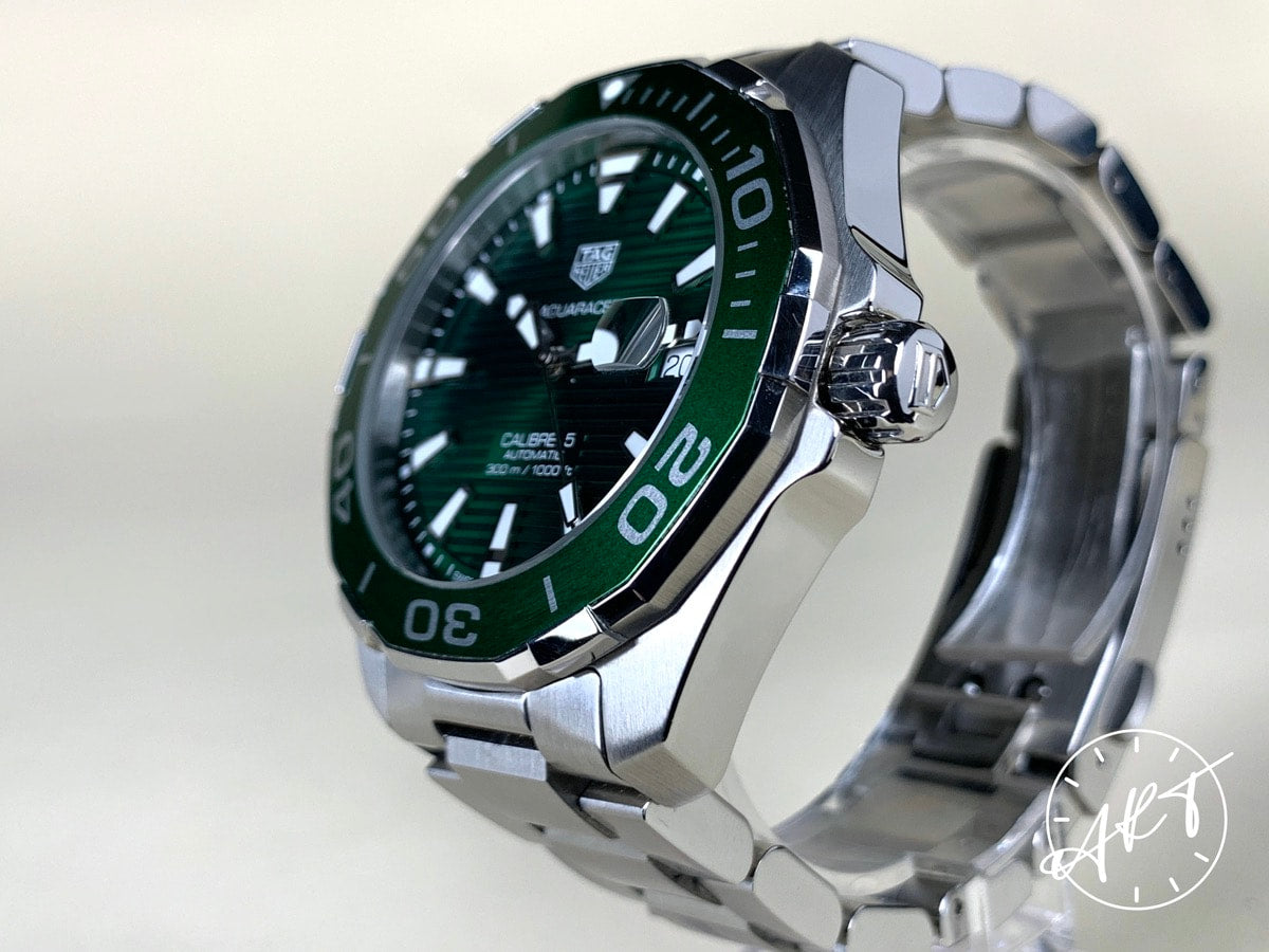 TAG Heuer Aquaracer Cal 5 Green Dial SS Auto Green "Hulk" Diver Watch w/ B&P