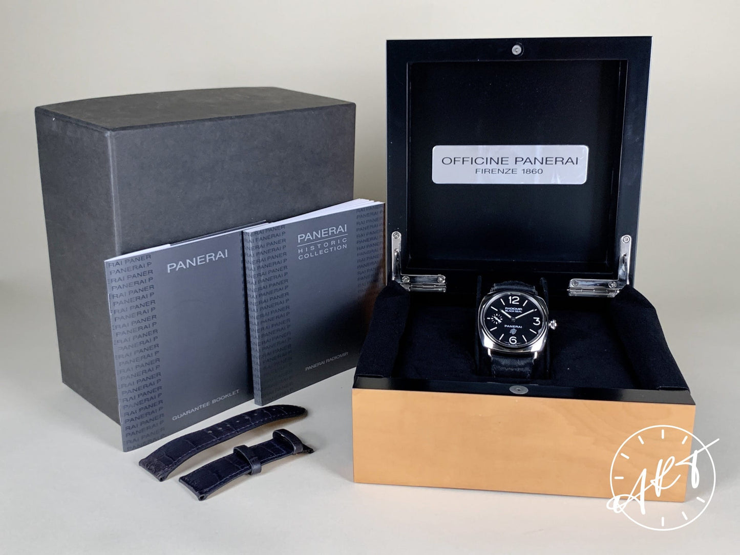 Panerai PAM 380 Radiomir Black Seal Logo Black Dial Watch PAM00380 w/Box