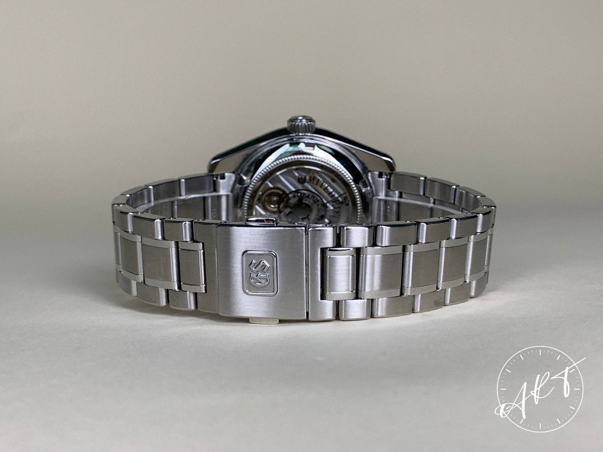 Grand Seiko Heritage Hi-Beat GMT Green Dial SS Auto Asia Ltd Watch SBGJ241 w/ BP