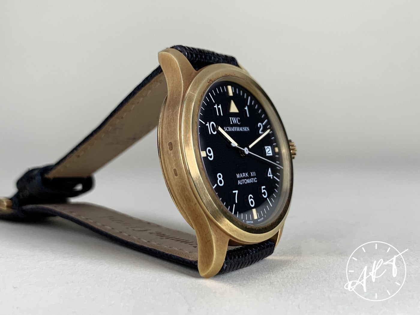 IWC Pilot Black Dial Gorgeous Patina Gold 18K Gold Auto Military Watch IW324103