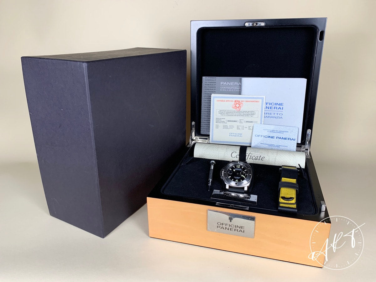 Panerai PAM 239 Luminor Submersible Destro Black Dial Ltd Watch PAM00239 BP