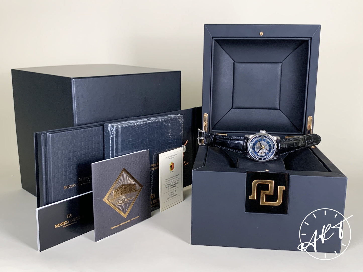 Roger Dubuis Hommage Blue Dial 18K WG Auto 88 Pcs Ltd Ed Watch DBHO0584 w/ B&P