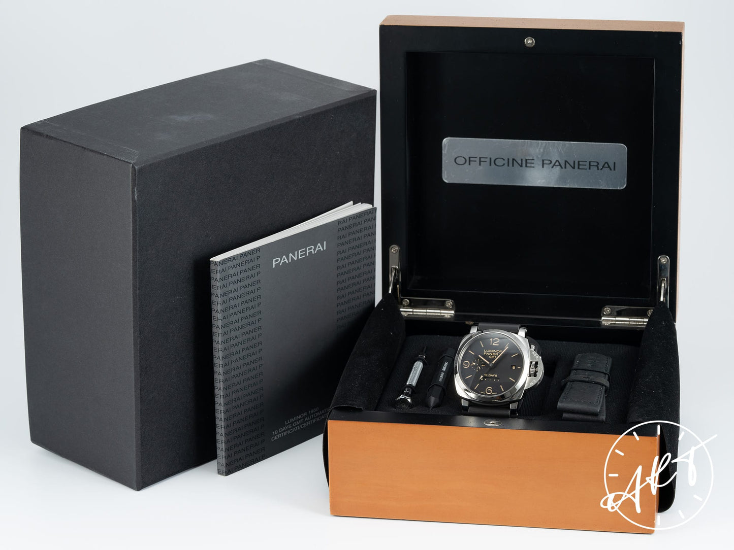 Panerai PAM 533 Luminor 1950 10 Days GMT Day/Night Black Dial SS Watch PAM00533 BP