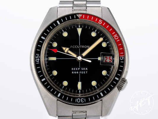 NOS Vintage 1960s Accutron Deep Sea 666 Ft Black Dial SS Tuning Fork Watch w/Box