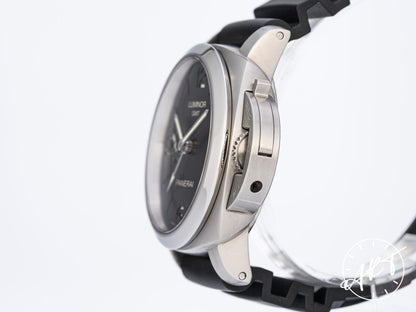 Panerai PAM 320 Luminor 1950 R Serial 3 Days GMT Black Dial SS Watch PAM00320 w/Box