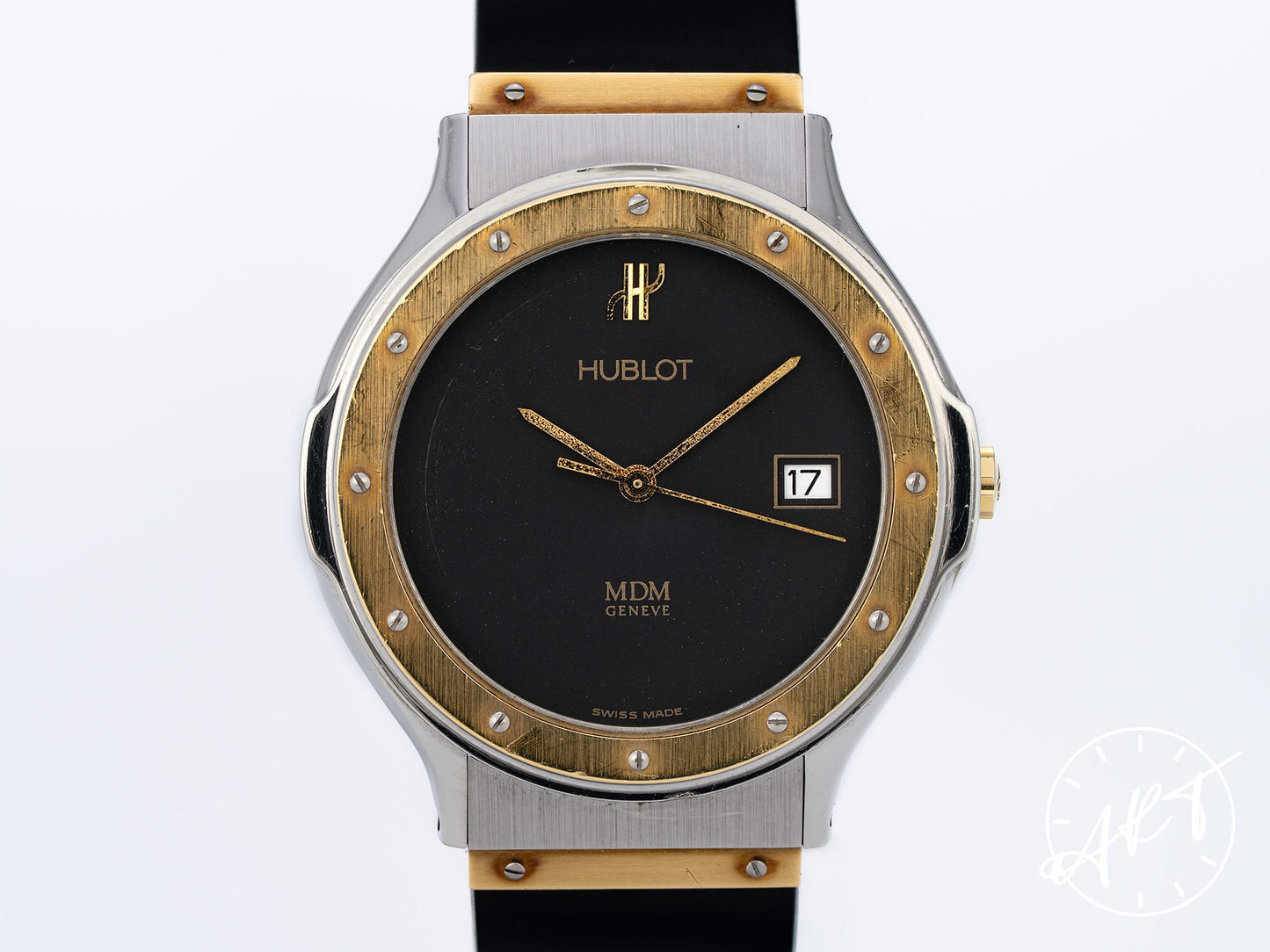 Vintage Hublot MDM Classic Black Dial 18K Gold & SS Quartz Watch 1521.1