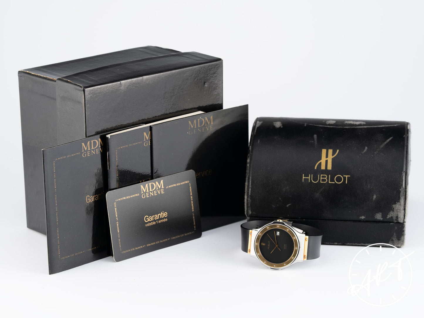 Vintage Hublot MDM Classic Black Dial 18K Gold & SS Quartz Watch 1521.1