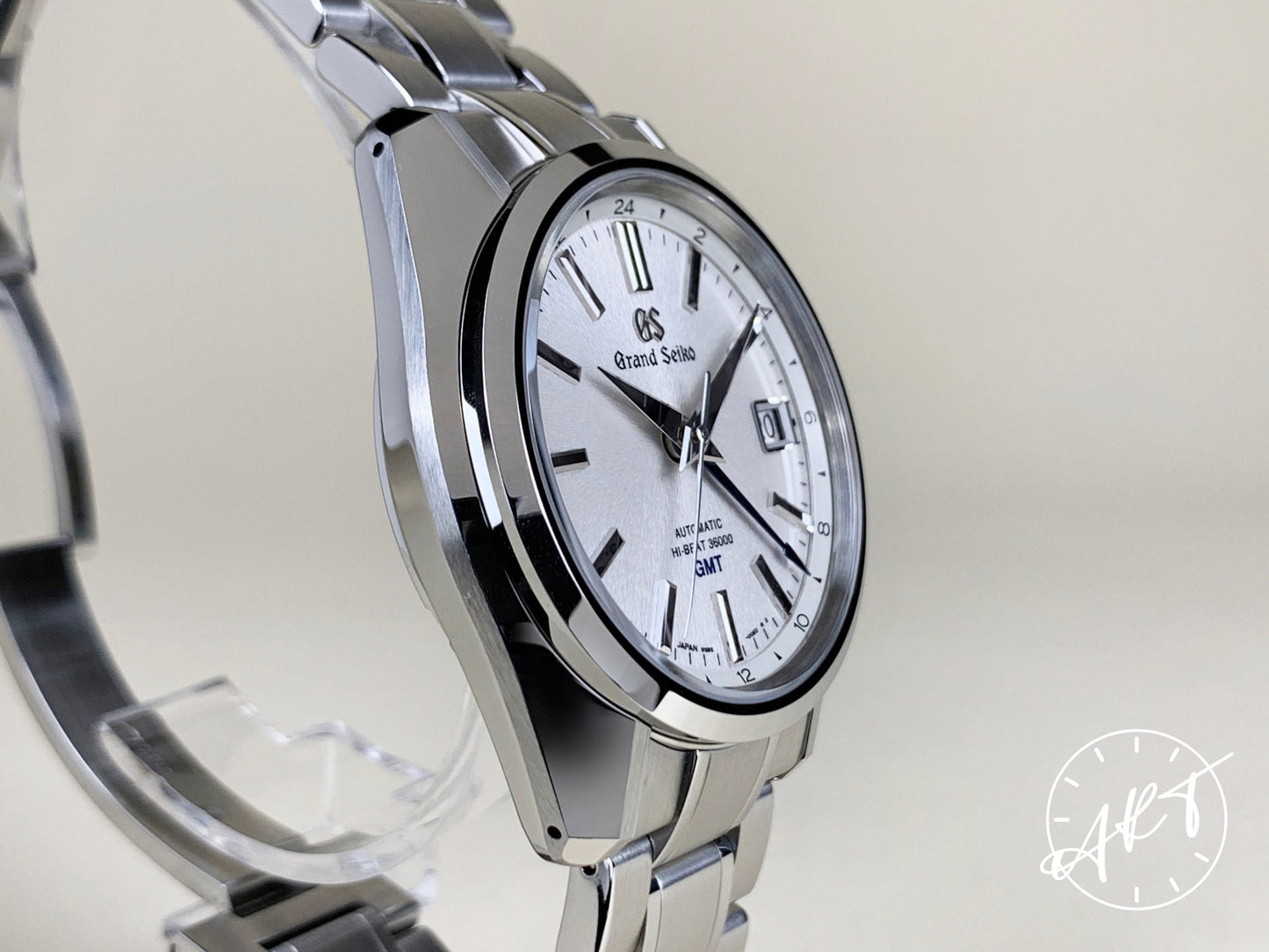 Grand Seiko Heritage GMT Hi-Beat Silver Dial SS Mount Iwate Watch SBGJ201 BP