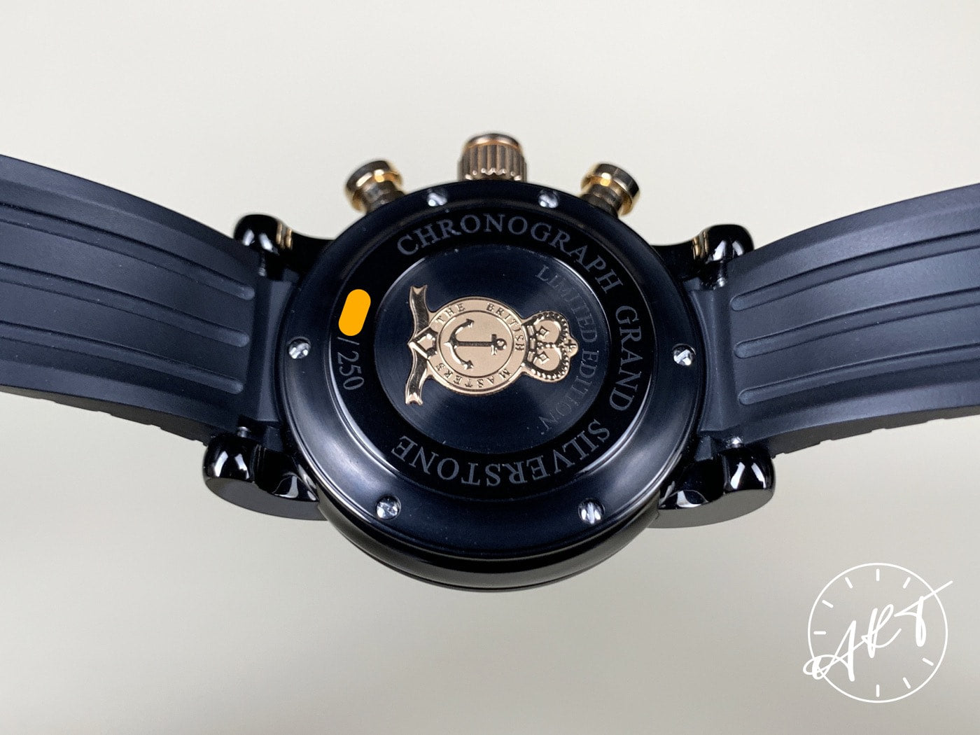 Graham Silverstone Chrono Big Date Carbon Fiber Dial Woodcote II Ltd Watch w/Box