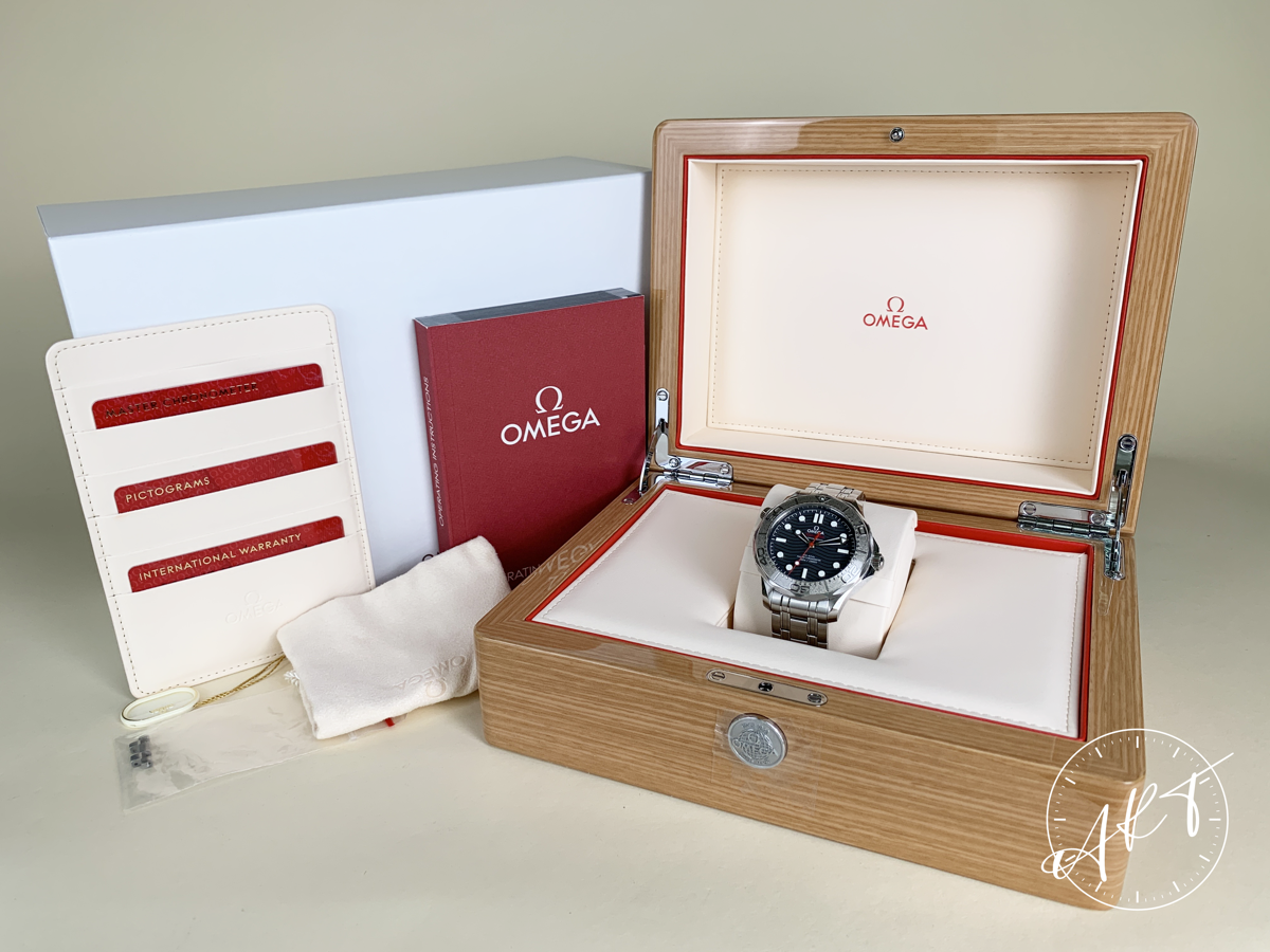 Omega Seamaster Diver 300M Gray Dial SS Auto Nekton Edition Watch w/ B&P