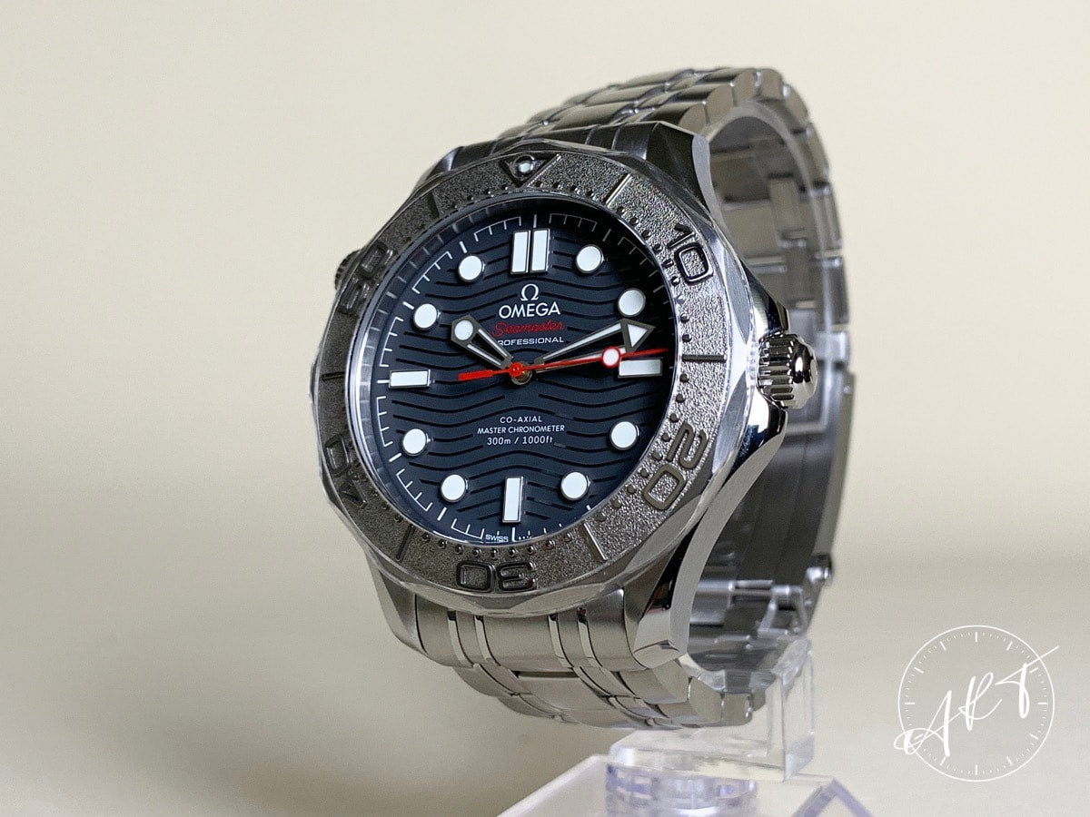 Omega Seamaster Diver 300M Gray Dial SS Auto Nekton Edition Watch w/ B&P