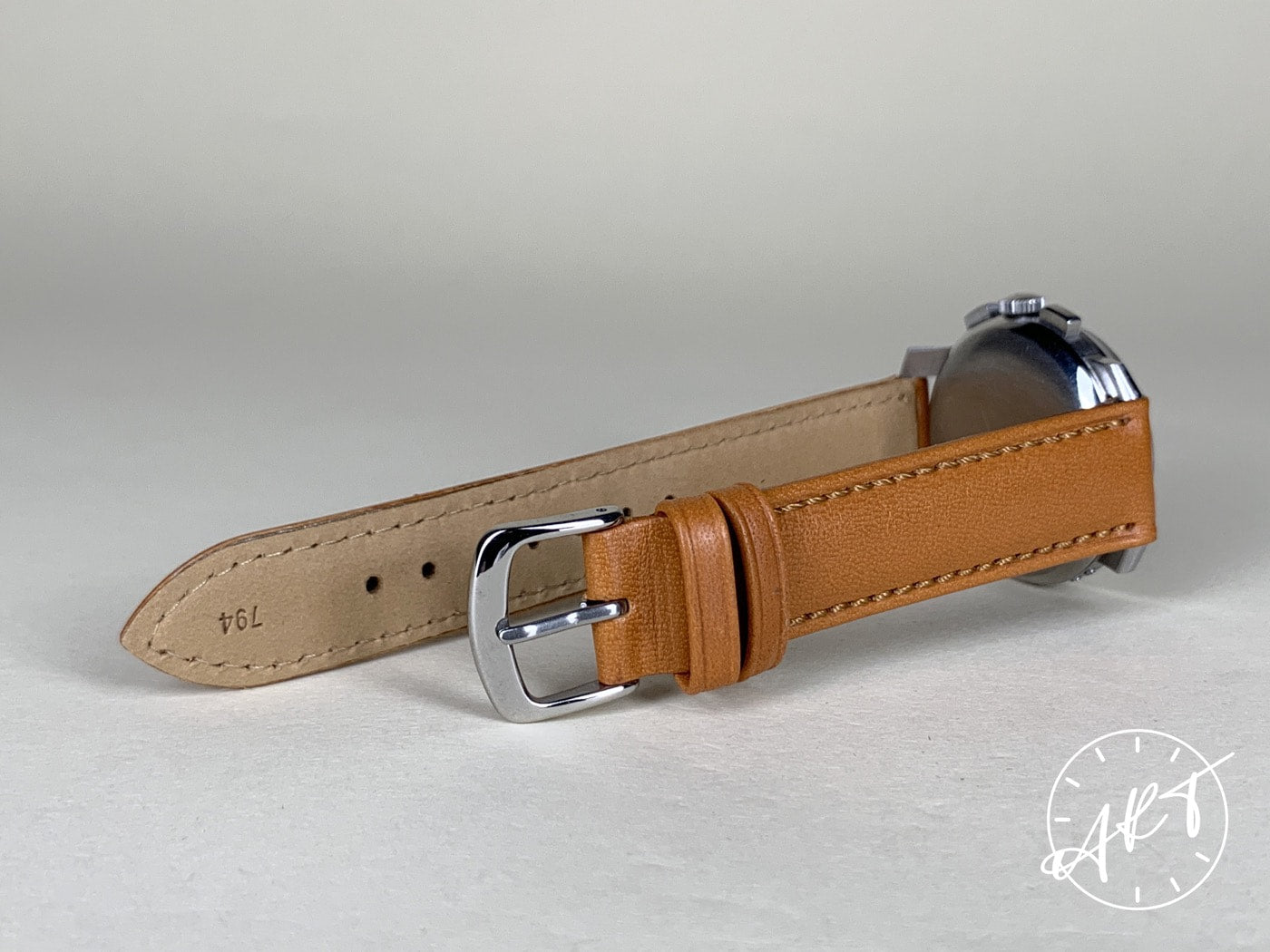 1940s Universal Genève Tri-Compax Triple Date Moonphase FAT LUGS Watch 22259
