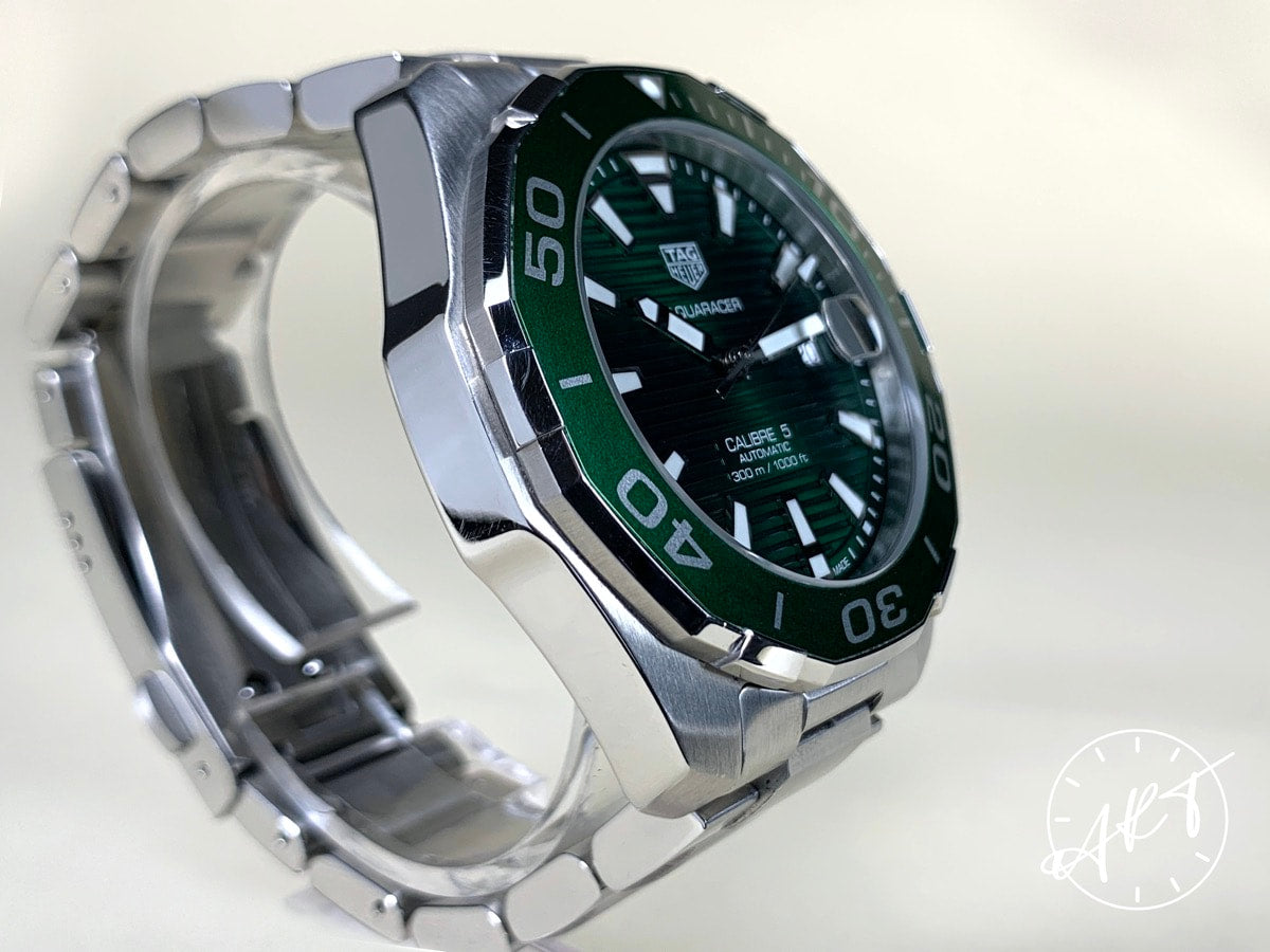 TAG Heuer Aquaracer Cal 5 Green Dial SS Auto Green "Hulk" Diver Watch w/ B&P