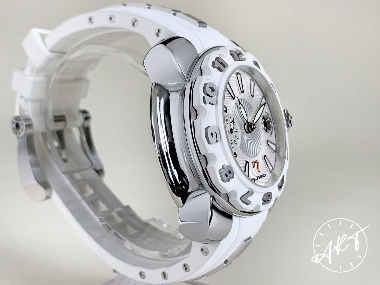 Nubeo Medusse Project White Bezel Silver Dial SS Auto Ltd Ed Diver Watch