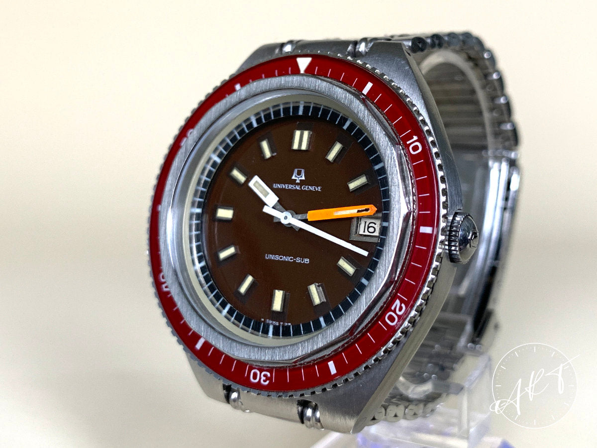 Vintage Universal Genève Unisonic-Sub Red Dial Stainless Steel Tuning Fork Watch