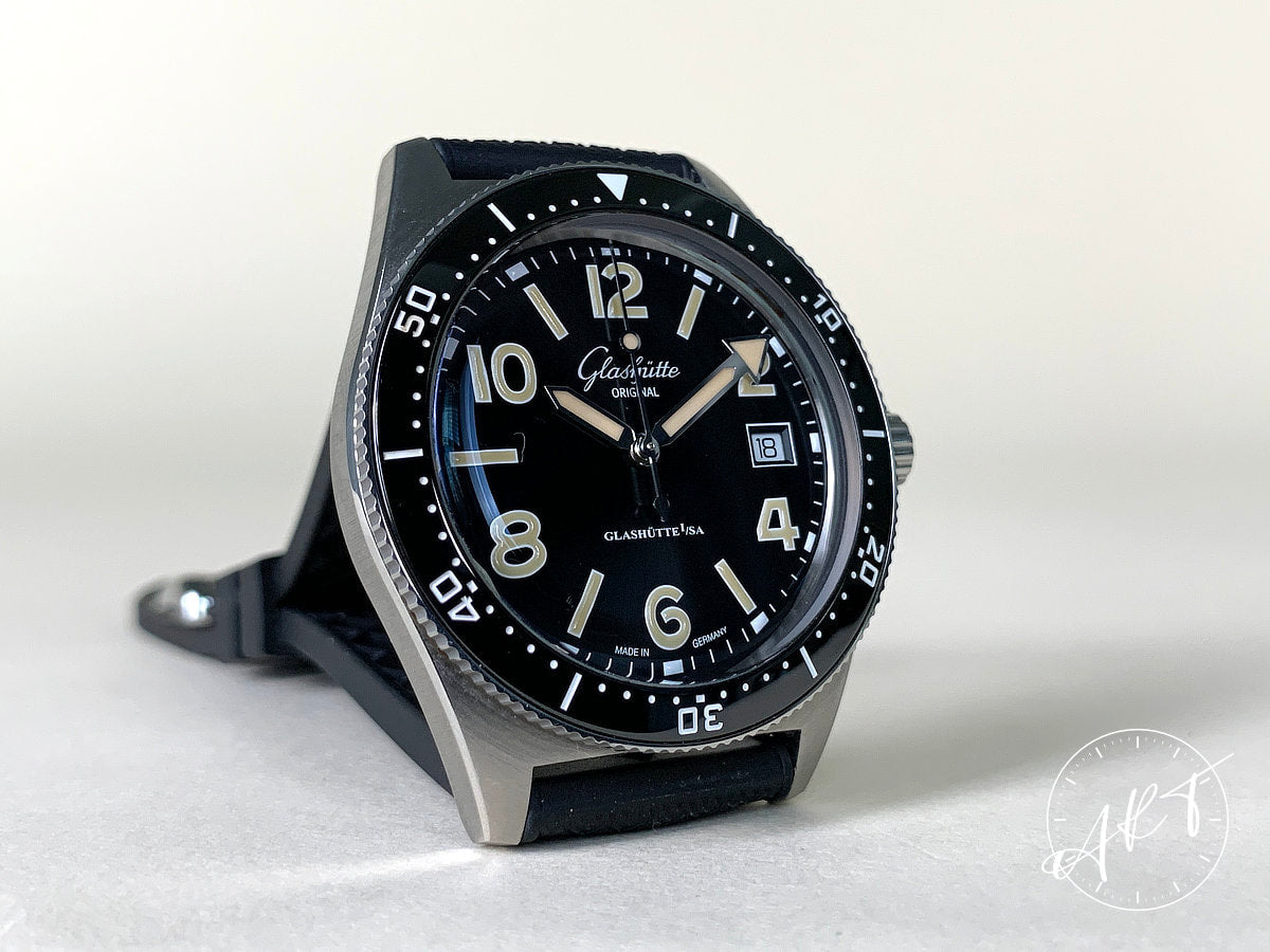Glashütte Original Spezialist SeaQ 1969 Black Dial SS Auto Diver Watch w/ B&P
