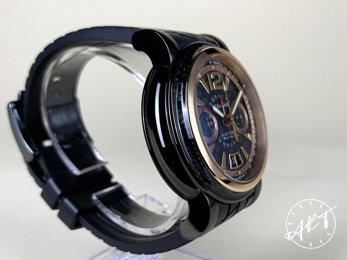 Graham Silverstone Chrono Big Date Carbon Fiber Dial Woodcote II Ltd Watch w/Box