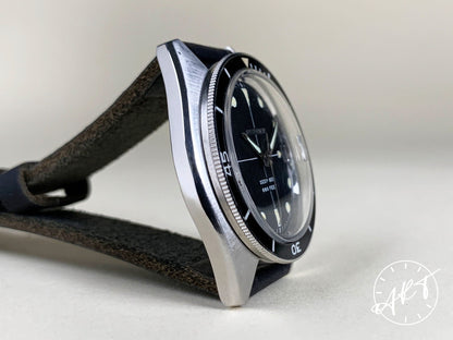 Vintage 1970 Accutron Deep Sea 666 Feet 218 Black Dial SS Tuning Fork Watch BP