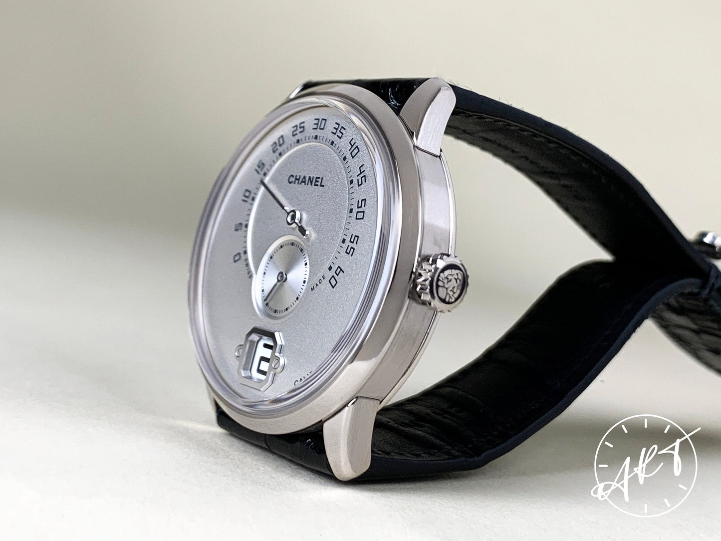 Chanel Monsieur de Chanel Jumping Hour Silver Dial 18K WG Manual Watch H4799 BP