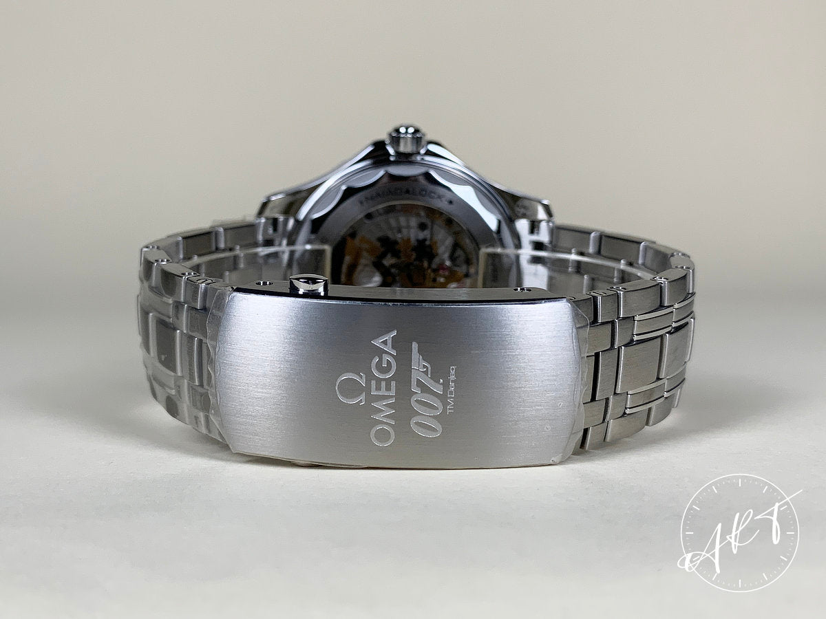 NEW Omega Seamaster Diver 300M Black Dial SS Auto James Bond Ltd Ed Watch w/ B&P