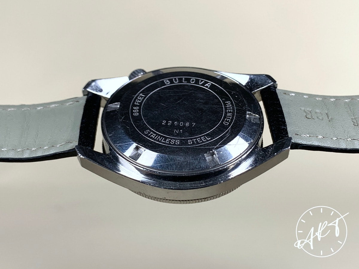 Vintage 1971 Accutron Deep Sea 666 Feet Black & Gray Dial SS Tuning Fork Watch