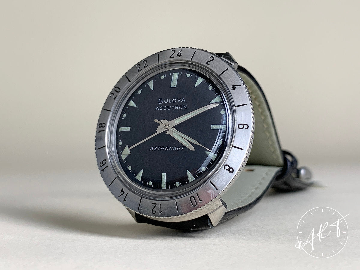 Vintage 1965 Accutron Astronaut 214 Syringe Hand Black Dial Tuning Fork Pilot Watch