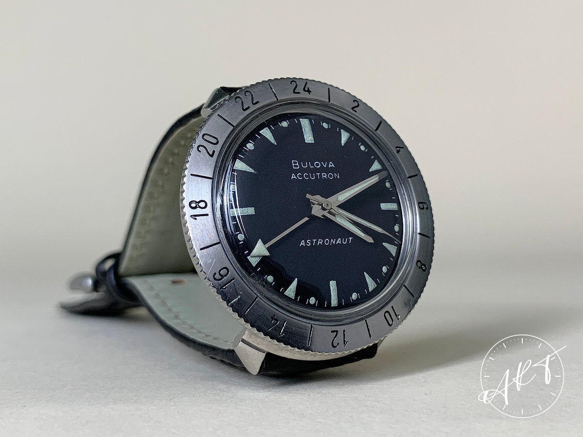 Vintage 1965 Accutron Astronaut 214 Syringe Hand Black Dial Tuning Fork Pilot Watch