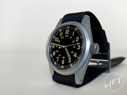 Vintage 1972 Benrus Black Dial Military Watch Vietnam War Era *MILITARY ISSUE*
