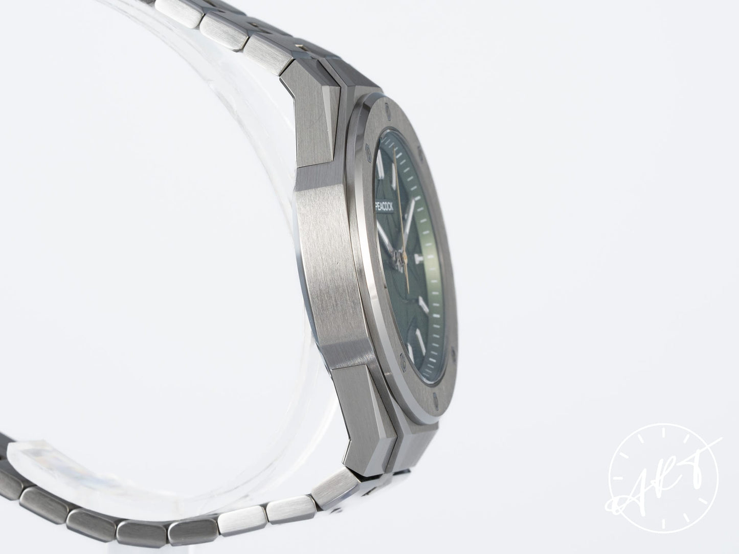NEW Peacock Plumage Gaze Green Green Guilloche Dial Stainless Steel Automatic Watch PFG0502.02