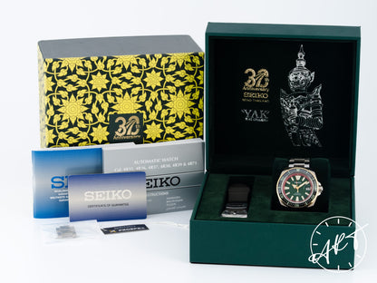 NOS Seiko Prospex Black Bezel Green Dial SS King Samurai Yak Wat Chang 30th Anniv Ltd Diver Watch SRPH44K1 BP